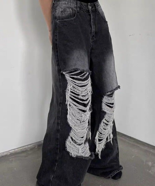 CELENA BEATS（セレナビーツ）の「クラッシュ ダメージ ワイド ストレート デニムパンツ（デニムパンツ・メンズ・ブルー/ブラック・L/M）」の19枚目の写真