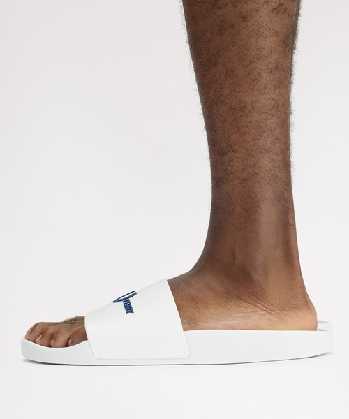 FRED PERRY(フレッドペリー)の「Branded Slider/ロゴスライダーサンダル(サンダル・メンズ・ネイビー/ブラック/ホワイト/ダークグリーン・23cm/24cm/25cm/26cm/27cm/28cm)」の8枚目の写真