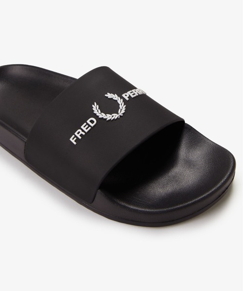 FRED PERRY(フレッドペリー)の「Branded Slider/ロゴスライダーサンダル(サンダル・メンズ・ネイビー/ブラック/ホワイト/ダークグリーン・23cm/24cm/25cm/26cm/27cm/28cm)」の20枚目の写真
