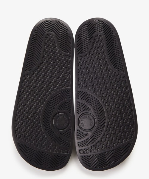 FRED PERRY(フレッドペリー)の「Branded Slider/ロゴスライダーサンダル(サンダル・メンズ・ネイビー/ブラック/ホワイト/ダークグリーン・23cm/24cm/25cm/26cm/27cm/28cm)」の22枚目の写真