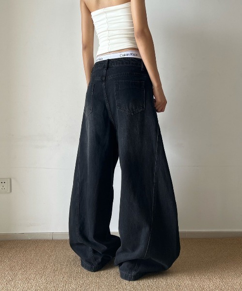 almo(アルモ)の「【LAMPOON】アイレットデザインカーブデニムパンツ(デニムパンツ・レディース・ブラック・MEDIUM/SMALL/X-LARGE/LARGE)」の9枚目の写真