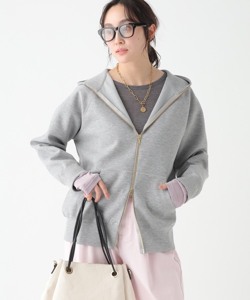 Elura（エルーラ）の「≪前後2way≫スリーブラメ切り替えプルオーバー/655086（Tシャツ/カットソー・レディース・ホワイト×シルバー/ブラック×シルバー/グレー×ピンク・FREE）」の13枚目の写真