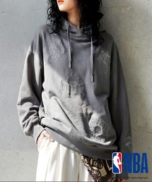 antiqua（アンティカ）の「NBA公式 刺繍ロゴ 裏毛 フーディー（パーカー）」