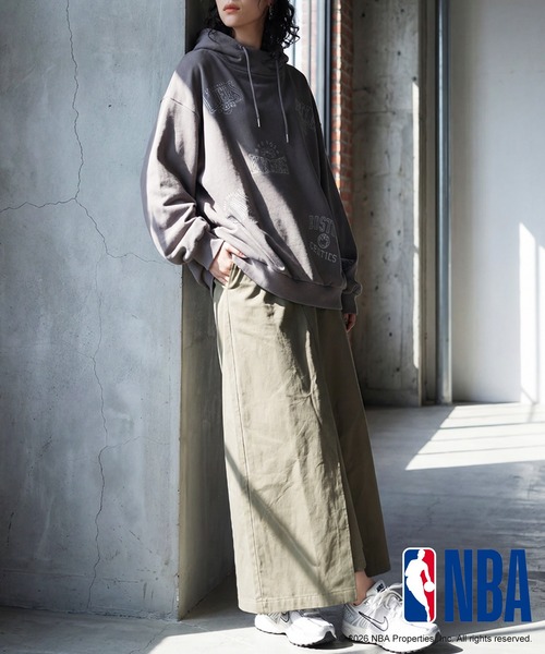 antiqua(アンティカ)の「NBA公式 刺繍ロゴ 裏毛 フーディー(パーカー・レディース・ブラック/ダークグレー/杢グレー・ONESIZE)」の16枚目の写真