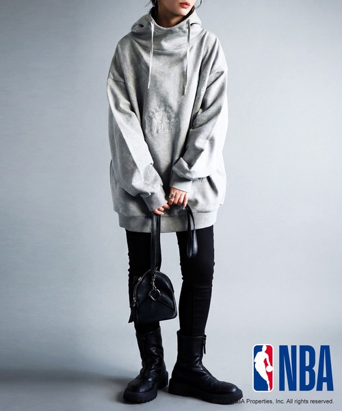 antiqua(アンティカ)の「NBA公式 刺繍ロゴ 裏毛 フーディー(パーカー・レディース・ブラック/ダークグレー/杢グレー・ONESIZE)」の22枚目の写真