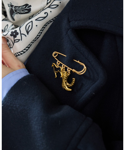 IENA(イエナ)の「《WEB限定/追加2》IENA CHEVAL 3ROW ブローチA(その他小物・レディース・ゴールド・FREE)」の4枚目の写真