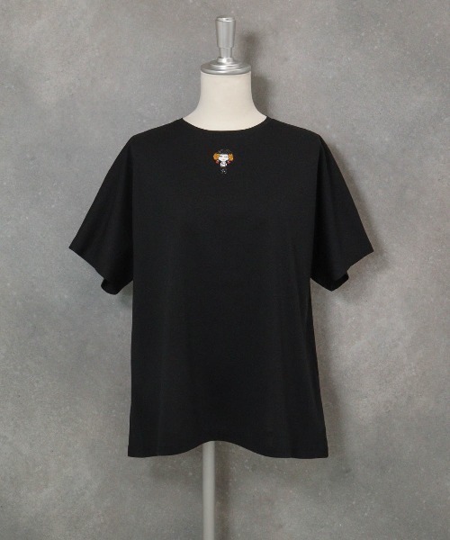 STUDIO PICONE(スタジオピッコーネ)の「コットン混ビーズワッペンプルオーバー(Tシャツ/カットソー・レディース・ブラック/ブラウン/ライトグリーン/ホワイト・M/L/LL)」の3枚目の写真