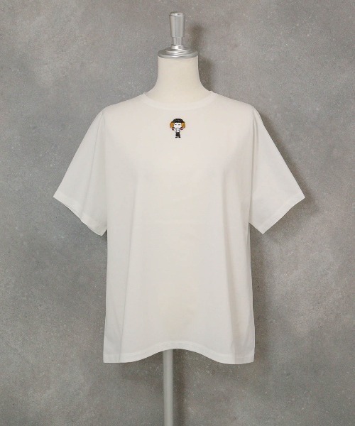 STUDIO PICONE(スタジオピッコーネ)の「コットン混ビーズワッペンプルオーバー(Tシャツ/カットソー・レディース・ブラック/ブラウン/ライトグリーン/ホワイト・M/L/LL)」の5枚目の写真
