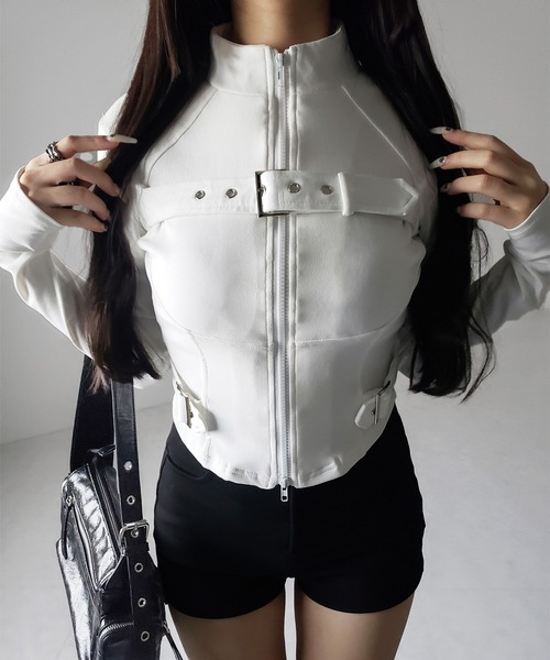 me+em select（ミームセレクト）の「【 ２color 】スタンドカラーベルテッドダブルジップスリムトップス ／ stand collar belted double zip slim tops（その他トップス・レディース・ブラック/ホワイト・FREE）」の18枚目の写真