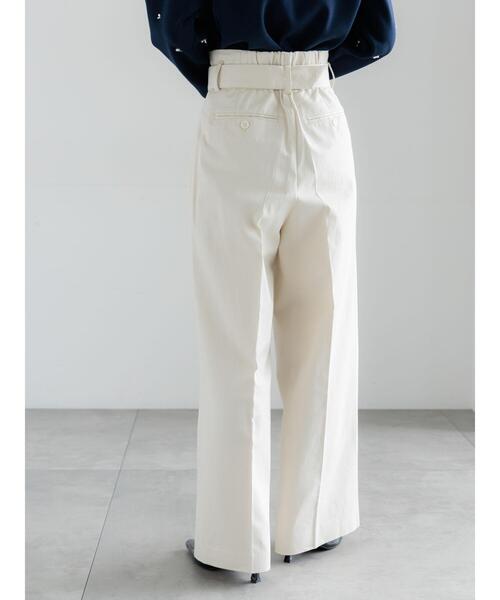 Te chichi(テチチ)の「ハイウエストワイドチノパンツ《2026 spring catalog item》(その他パンツ・レディース・ベージュ/オフホワイト・F)」の13枚目の写真