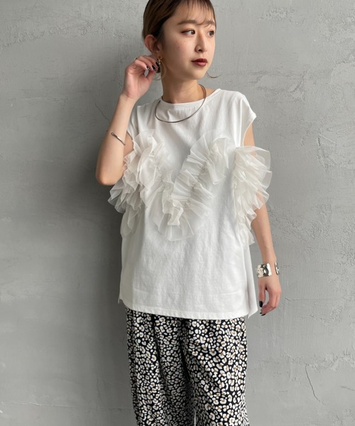 nenom（ネノム）の「[nenom/ネノム] マルチWAY ビスチェ風チュールフリルドッキングノースリーブTシャツ【追加】（Tシャツ/カットソー・レディース・チャコールグレー/オフホワイト/ライトグレー/ブラック・F）」の22枚目の写真