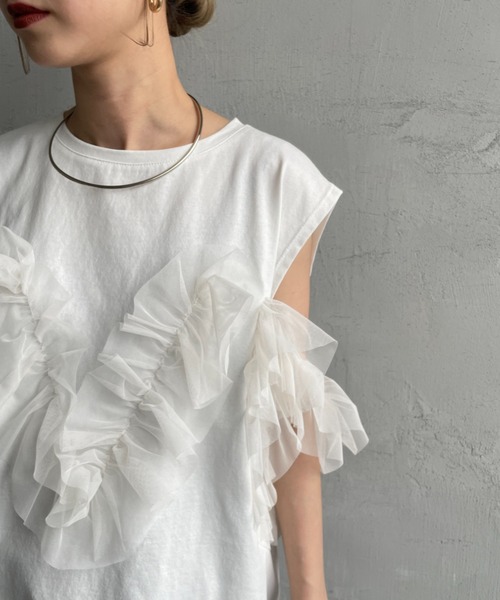 nenom（ネノム）の「[nenom/ネノム] マルチWAY ビスチェ風チュールフリルドッキングノースリーブTシャツ【追加】（Tシャツ/カットソー・レディース・チャコールグレー/オフホワイト/ライトグレー/ブラック・F）」の19枚目の写真