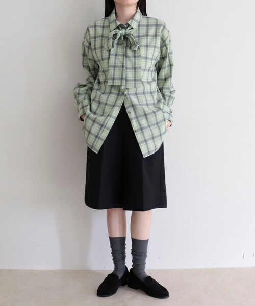 fredy emue（フレディエミュ）の「チェック柄ビッグボウタイブラウス（シャツ/ブラウス・レディース・グリーン系その他/ベージュ系その他/ピンク系その他・38）」の4枚目の写真