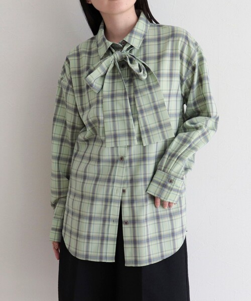 fredy emue（フレディエミュ）の「チェック柄ビッグボウタイブラウス（シャツ/ブラウス・レディース・グリーン系その他/ベージュ系その他/ピンク系その他・38）」の13枚目の写真