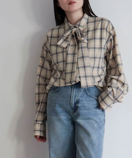 fredy emue（フレディエミュ）の「チェック柄ビッグボウタイブラウス（シャツ/ブラウス・レディース・グリーン系その他/ベージュ系その他/ピンク系その他・38）」の19枚目の写真