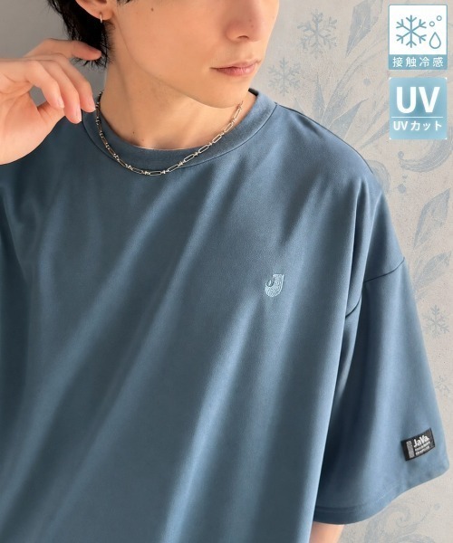 Java（ジャバ）の「《JaVaジャバコラボ》【接触冷感・UVカット機能付き】シャリ生地で夏も快適！胸刺繍 梨地カットジョーゼットTシャツ（オーバーサイズ）（Tシャツ/カットソー・メンズ・ブラック/グレイッシュベージュ/ブルー/チャコールグレー/ホワイト・LARGE/MEDIUM/SMALL）」の5枚目の写真
