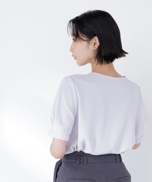 NATURAL BEAUTY BASIC(ナチュラルビューティーベーシック)の「◇メタルポイントVネックブラウス(シャツ/ブラウス・レディース・ラベンダー/ネイビー/オフホワイト・SMALL/MEDIUM)」の19枚目の写真