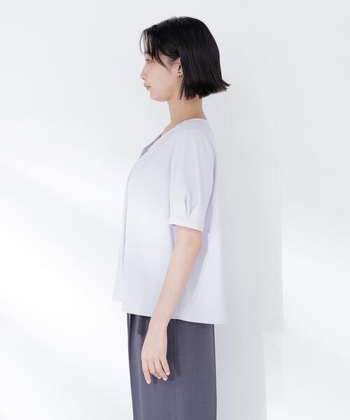 NATURAL BEAUTY BASIC(ナチュラルビューティーベーシック)の「◇メタルポイントVネックブラウス(シャツ/ブラウス・レディース・ラベンダー/ネイビー/オフホワイト・SMALL/MEDIUM)」の21枚目の写真