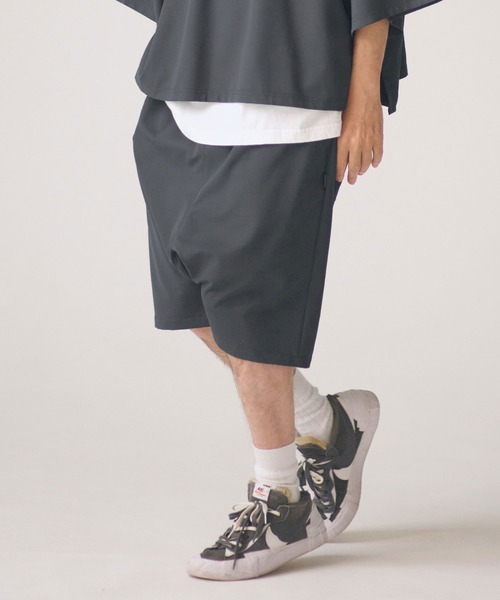 ADAM PATEK(アダムパテック)の「mp14759-ripple sarouel short pants サルエルショートパンツ(AP2618031)(その他パンツ・メンズ・ブラック/グレー・2/1)」の12枚目の写真