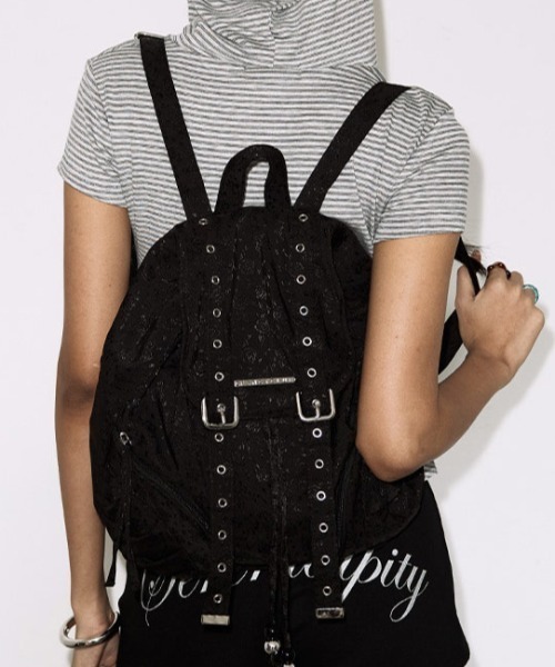 FANCY CLUB（ファンシークラブ）の「A'GEM/9 × .kom 『FANCY CLUB/ファンシークラブ』SATIN EYELET BACKPACK/サテンアイレットバックパック（バックパック/リュック・レディース・ホワイト/ブラック・FREE）」の13枚目の写真