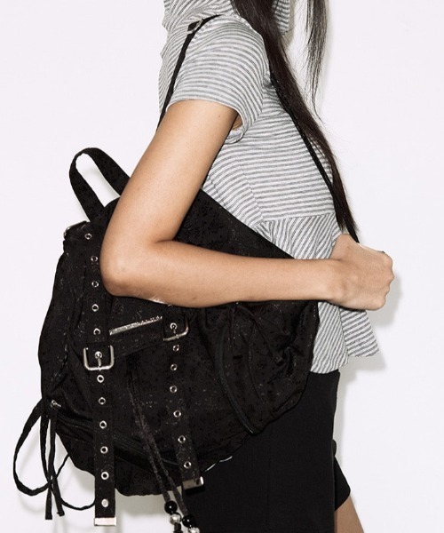 FANCY CLUB（ファンシークラブ）の「A'GEM/9 × .kom 『FANCY CLUB/ファンシークラブ』SATIN EYELET BACKPACK/サテンアイレットバックパック（バックパック/リュック・レディース・ホワイト/ブラック・FREE）」の15枚目の写真