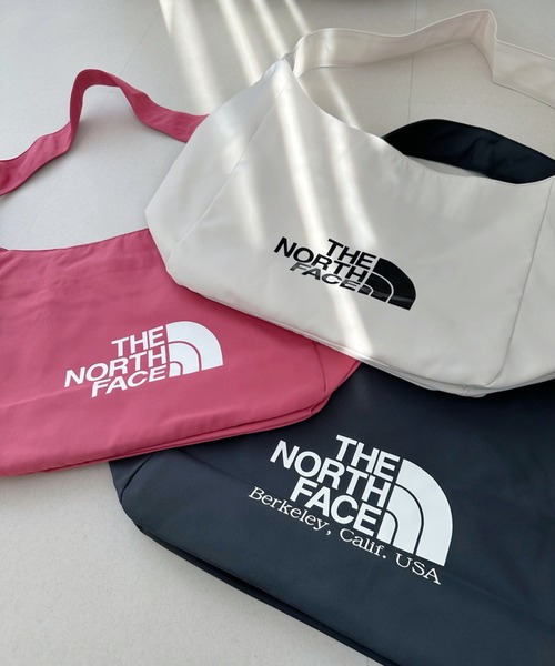 THE NORTH FACE(ザノースフェイス)の「◇THE NORTH FACE◇ WHITE LABEL 正規品/ビッグ ロゴ ショルダー バッグ BIG LOGO SHOULDER BAG(ショルダーバッグ・レディース・ピンク/クリーム/ダークグレー・FREE)」の20枚目の写真