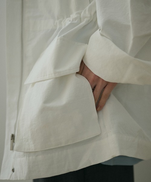 LAULEN（ローレン）の「stand collar fly front middle jacket /スタンドカラー比翼ジップアップジャケット（ミリタリージャケット・レディース・ベージュ/ホワイト/カーキ・FREE）」の9枚目の写真