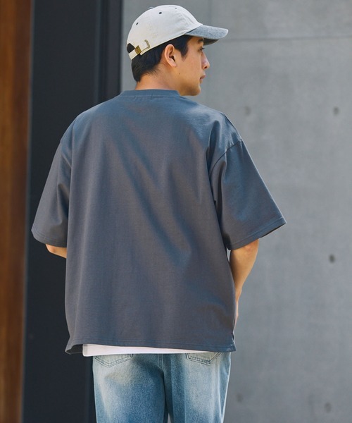 THE CRAFT CREW PRODUCTS(ザクラフトクループロダクツ)の「<UVカット・汗ジミ防止>ファンクショナルファブリック オーバーサイズ 半袖 ポケットTシャツ【THE CRAFT CREW PRODUCTS】(Tシャツ/カットソー・メンズ・アッシュグレー/ネイビー/ライトカーキ/オフホワイト/ダークグレー/ブラウン系/グレイッシュベージュ/ブラック・L/S/M)」の22枚目の写真