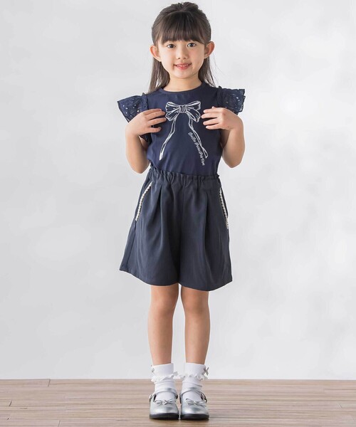 BeBe Petits Pois Vert（ベベプチポワヴェール）の「パールテープポイントキュロット（その他パンツ・キッズ・レッド/ネイビー・120cm/130cm/140cm/150cm）」の5枚目の写真
