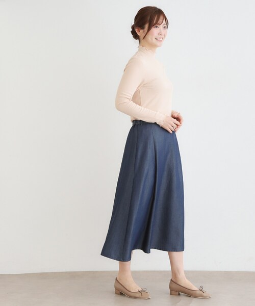 LAURA ASHLEY(ローラアシュレイ)の「【定番人気!脇ファスナーあり/ウエストゴム】セルロース デニムスカート(スカート・レディース・ライトブルー/ネイビー・38/40)」の9枚目の写真