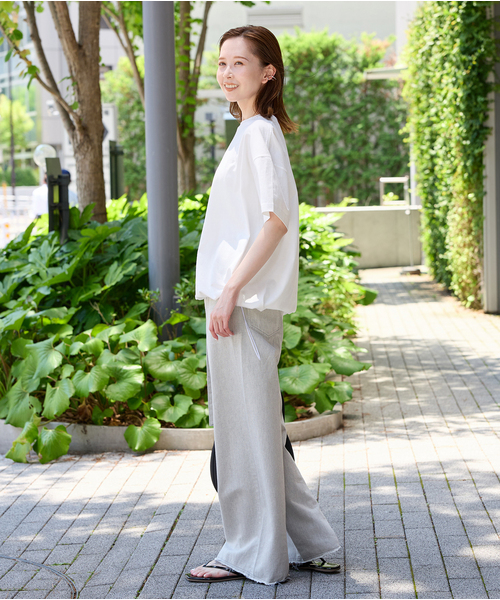 JOURNAL STANDARD（ジャーナルスタンダード）の「《追加》シャーリングＴシャツ（Tシャツ/カットソー・レディース・ブラック系その他/ホワイト・FREE）」の10枚目の写真