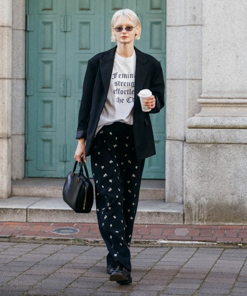 CREDONA（クレドナ）の「FLOWER EMBROIDERY KNIT PANTS/フラワーエンブロイダリーニットパンツ（その他パンツ・レディース・ブラック/グレー・FREE）」の8枚目の写真