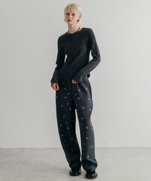 CREDONA（クレドナ）の「FLOWER EMBROIDERY KNIT PANTS/フラワーエンブロイダリーニットパンツ（その他パンツ・レディース・ブラック/グレー・FREE）」の21枚目の写真