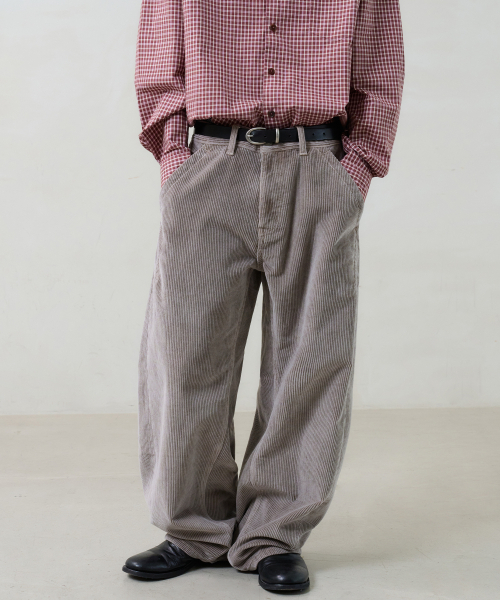 NOUN(ノウン)の「balanced corduroy pants (mocha beige)(その他パンツ・メンズ・その他・0/1/2)」の4枚目の写真