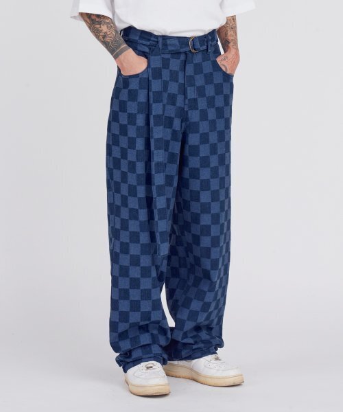 AJOBYAJO（アジョバイアジョ）の「Checkerboard Denim Pants [BLUE]（デニムパンツ・レディース・その他・LARGE/X-LARGE）」の8枚目の写真