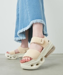 NIKE（ナイキ）の「ナイキ エア マックス ヘイロー ウィメンズシューズ   Nike Air Max Halo Women's Shoes IO1959-102 Sanddrift（サンダル）」
