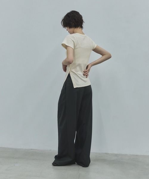 feepur(フェピュール)の「サイドボタンシアーリブTee(Tシャツ/カットソー・レディース・ブラック/アイボリー/ピンク・MEDIUM)」の22枚目の写真