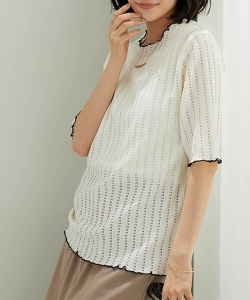 BELLUNA PLUS(ベルーナ)の「透かし編レース配色メロープルオーバー(Tシャツ/カットソー・レディース・ラベンダー/コーラル/アイボリー/ブラック・MEDIUM/LARGE/X-LARGE)」の1枚目の写真