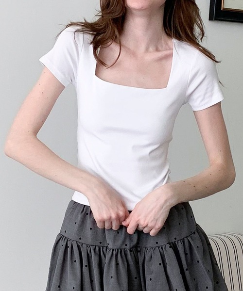 Jasmine Grandiflorum(ジャスミングランディフローラム)の「【Jasmine】バックレースアップタイトグロップド丈Tシャツ(Tシャツ/カットソー・レディース・ブラック/ホワイト・FREE)」の7枚目の写真