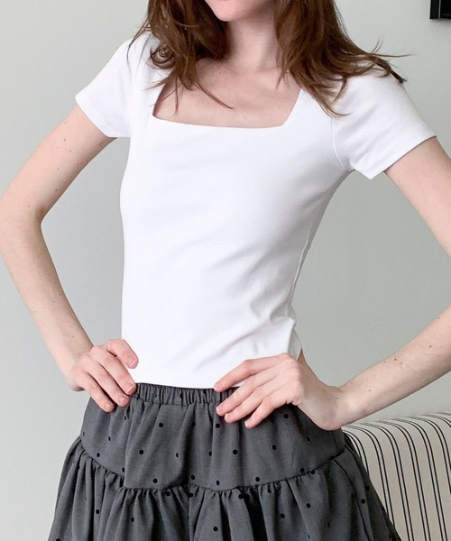 Jasmine Grandiflorum(ジャスミングランディフローラム)の「【Jasmine】バックレースアップタイトグロップド丈Tシャツ(Tシャツ/カットソー・レディース・ブラック/ホワイト・FREE)」の9枚目の写真