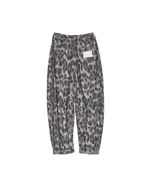 Nora Lily（ノラリリー）の「【Nora Lily】Camo Tuck Balloon Barrel Pants（その他パンツ・メンズ・カーキ/グレー・FREE）」の4枚目の写真