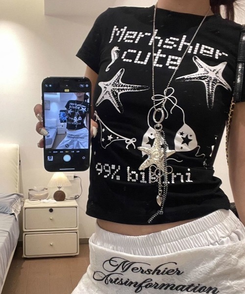 LADY LIKE(レディライク)の「【春夏新作】ヒトデ&ビキニ柄半袖Tシャツ(Tシャツ/カットソー・レディース・ホワイト/ブラック・M)」の12枚目の写真