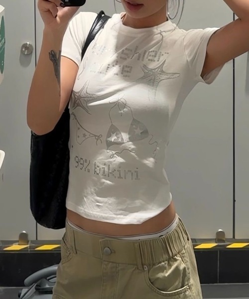 LADY LIKE(レディライク)の「【春夏新作】ヒトデ&ビキニ柄半袖Tシャツ(Tシャツ/カットソー・レディース・ホワイト/ブラック・M)」の13枚目の写真