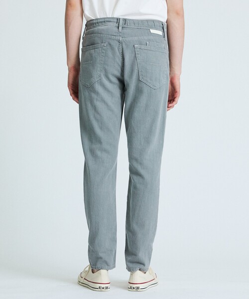 YANUK（ヤヌーク）の「【YANUK / ヤヌーク】 RESORT PHILIP DENIM PANTS / リゾートフィリップデニムパンツ / テーパード（デニムパンツ・メンズ・ホワイト/グレー・M/S/XL/L）」の3枚目の写真