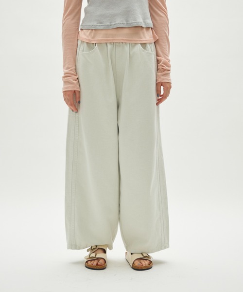 full/fill.(フルフィル)の「easy denim carve pants / イージーデニムカーブパンツ(デニムパンツ・レディース・アイボリー/ネイビー・FREE)」の13枚目の写真