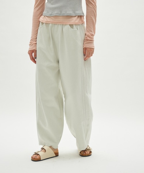 full/fill.(フルフィル)の「easy denim carve pants / イージーデニムカーブパンツ(デニムパンツ・レディース・アイボリー/ネイビー・FREE)」の12枚目の写真