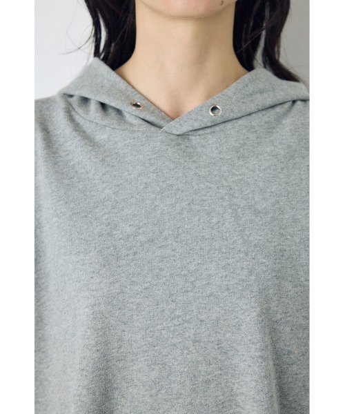 AZUL by moussy(アズールバイマウジー)の「タックスリーブノースリーブパーカー(パーカー・レディース・オフホワイト/杢グレー/ブラック/ライトカーキ・FREE)」の19枚目の写真