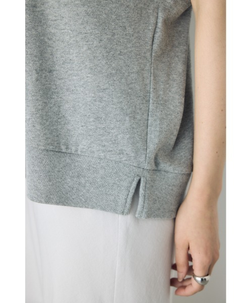 AZUL by moussy(アズールバイマウジー)の「タックスリーブノースリーブパーカー(パーカー・レディース・オフホワイト/杢グレー/ブラック/ライトカーキ・FREE)」の22枚目の写真