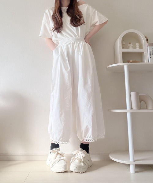 Nana(ナナ)の「裾デザインワイドパンツ(その他パンツ・レディース・ブラック/ホワイト・FREE)」の12枚目の写真