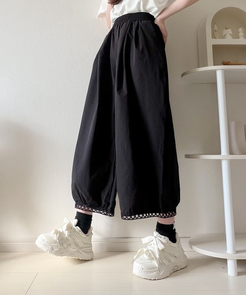 Nana(ナナ)の「裾デザインワイドパンツ(その他パンツ・レディース・ブラック/ホワイト・FREE)」の21枚目の写真